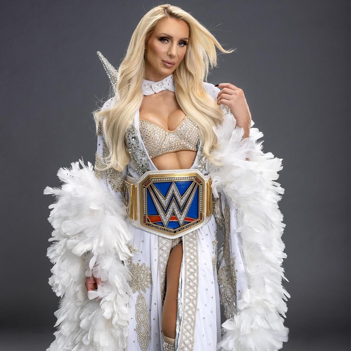 Vagabundas de luta livre profissional: Charlotte Flair