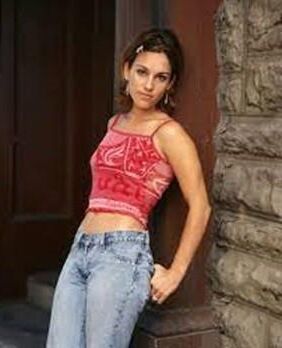 Amy Jo Johnson