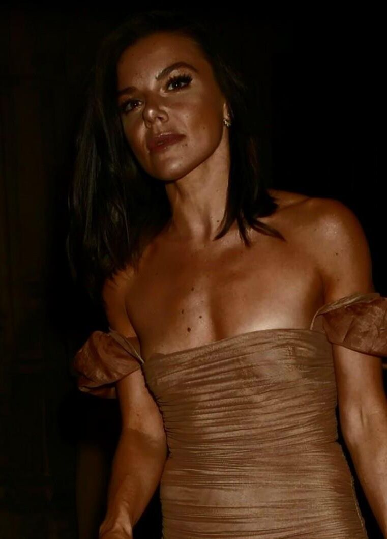 Faye Brookes Diversos