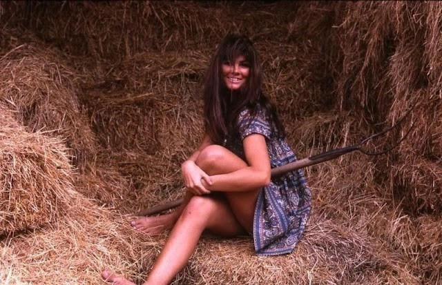 Caroline Munro causou dor no meu pulso