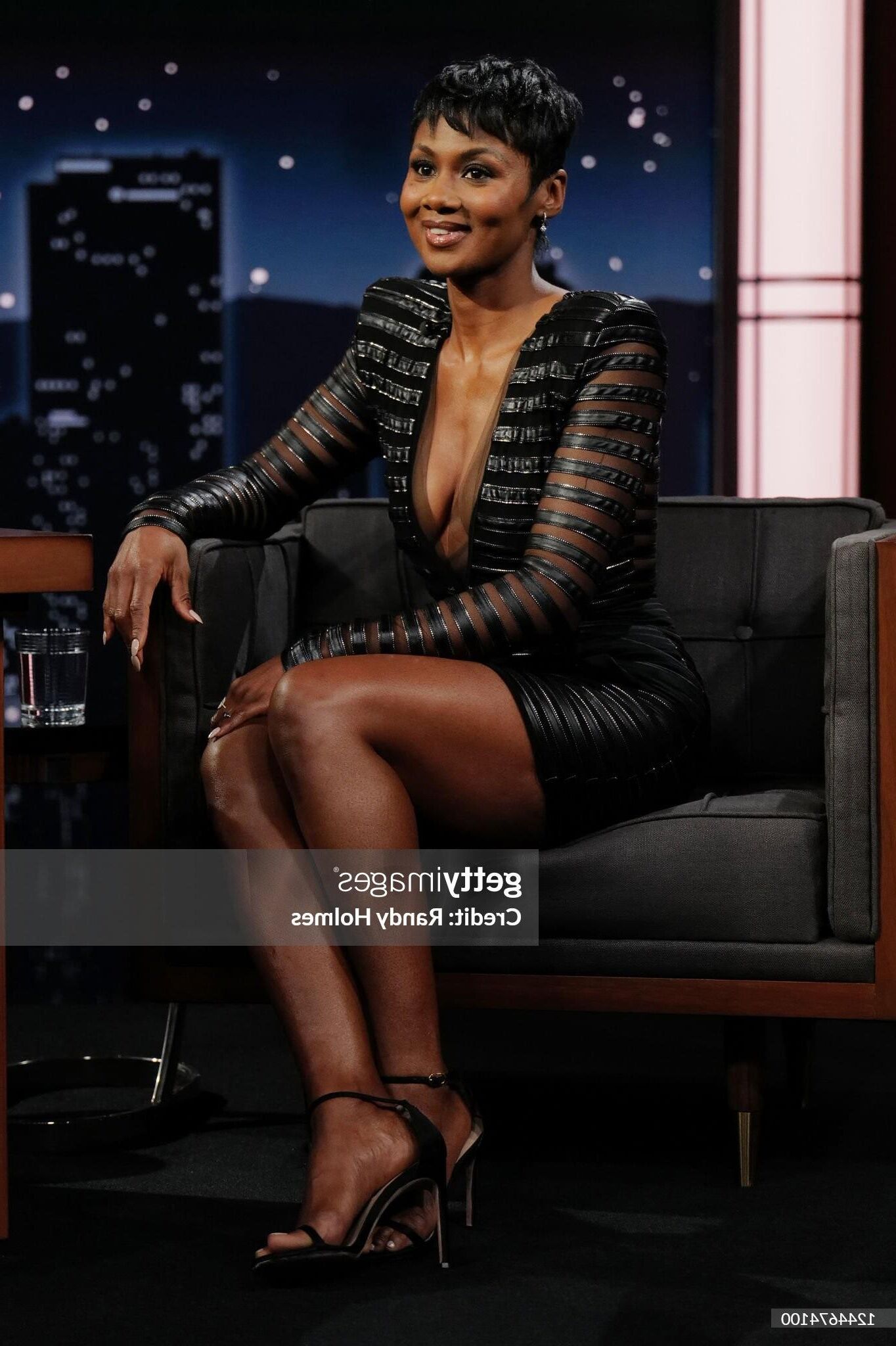 Pés de Emayatzy Corinealdi