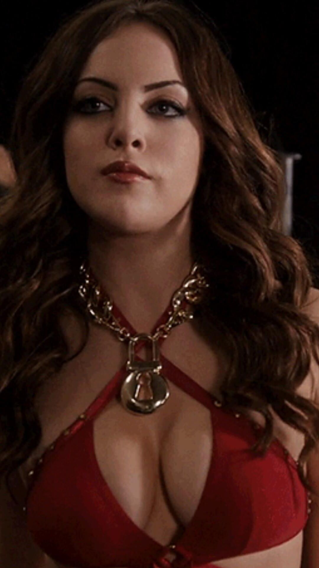 Elizabeth Gillies.