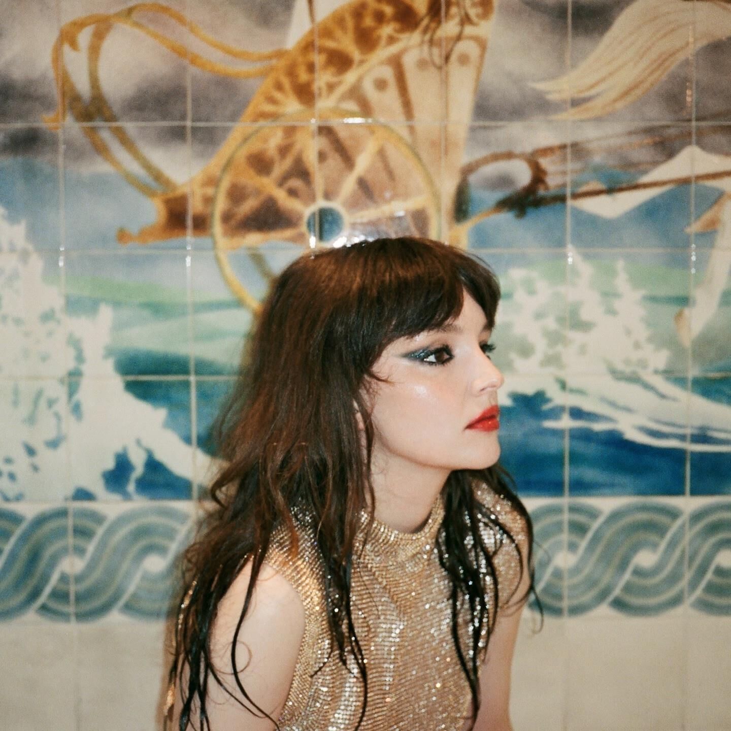 Lauren Mayberry tan tan sexy