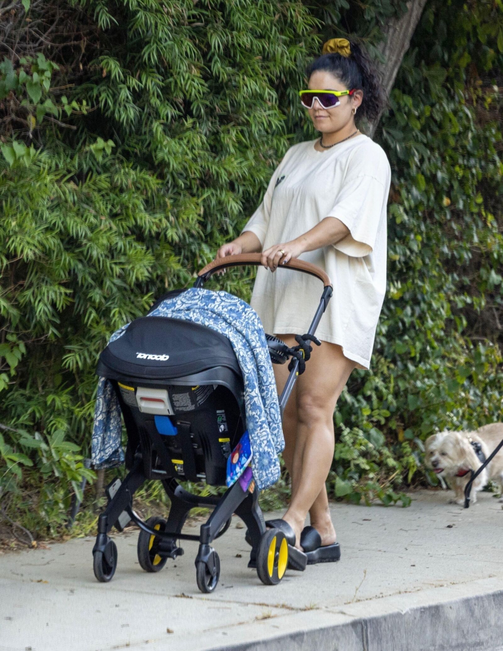 Vanessa Hudgens   Steps out for a stroll in Los Angeles 