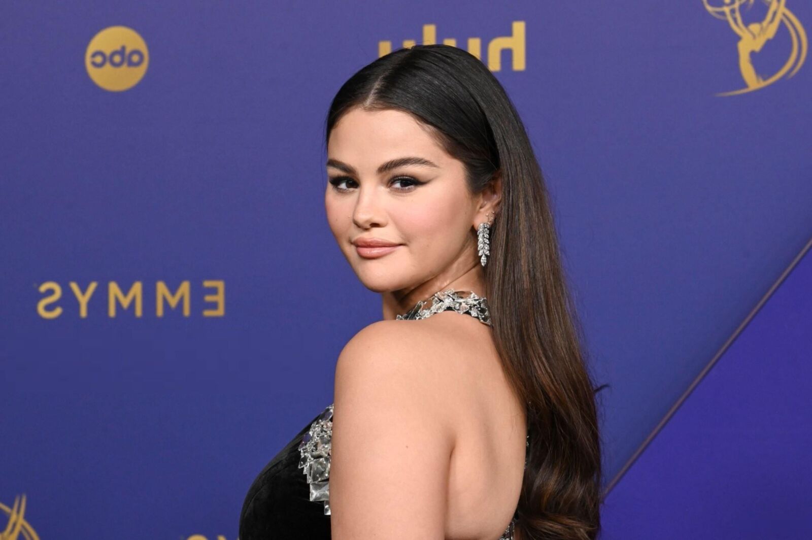 Selena Gomez 76º Primetime Emmy Awards em Los Angeles