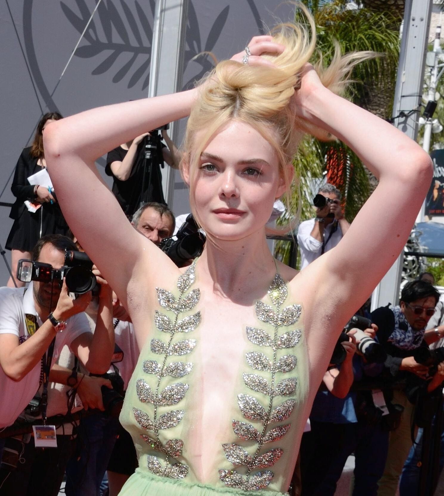 Elle fanning 