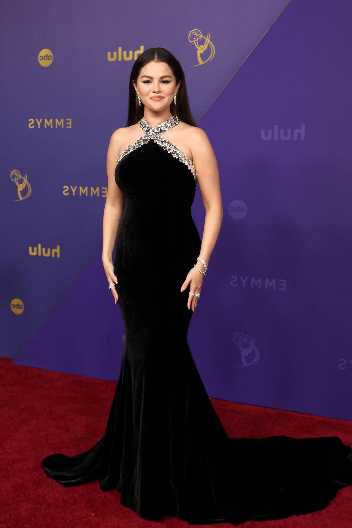 Selena Gomez 76º Primetime Emmy Awards em Los Angeles