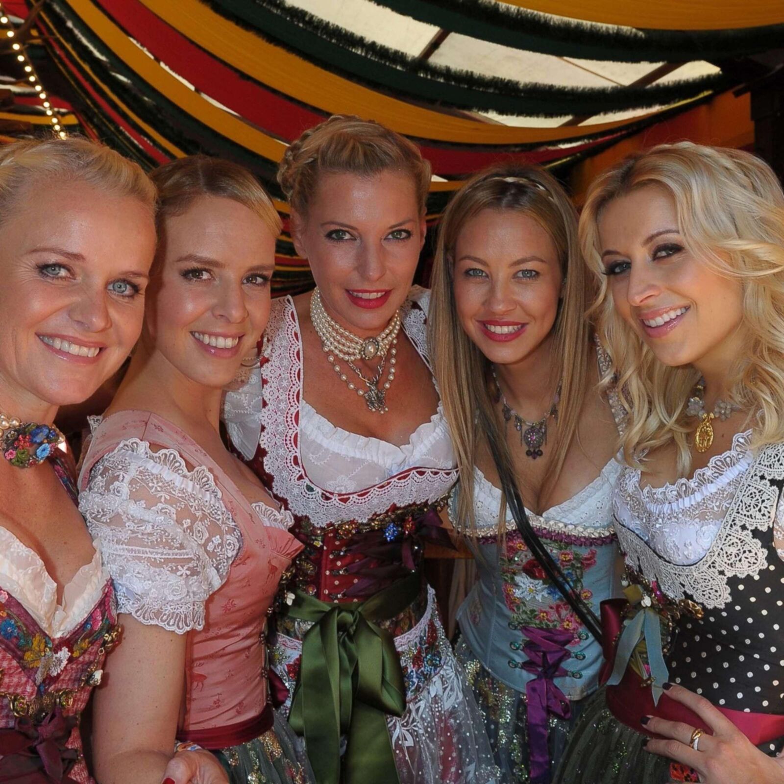 Fotzen im Dirndl