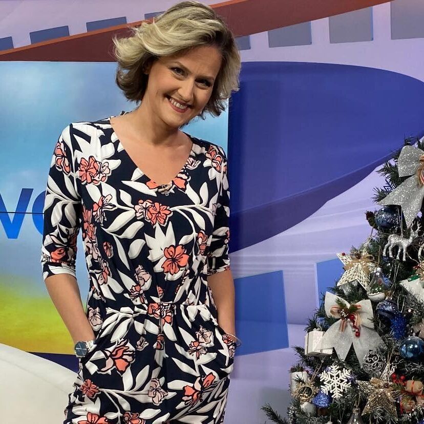 A bela e apresentadora de televisão da Bósnia, Alma Dautbegovic Voloder