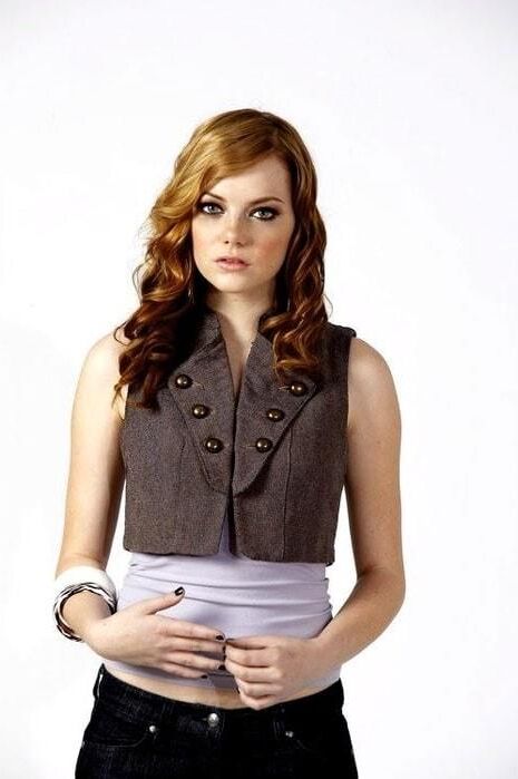 Emma Stone: cara fodível, bunda martelável