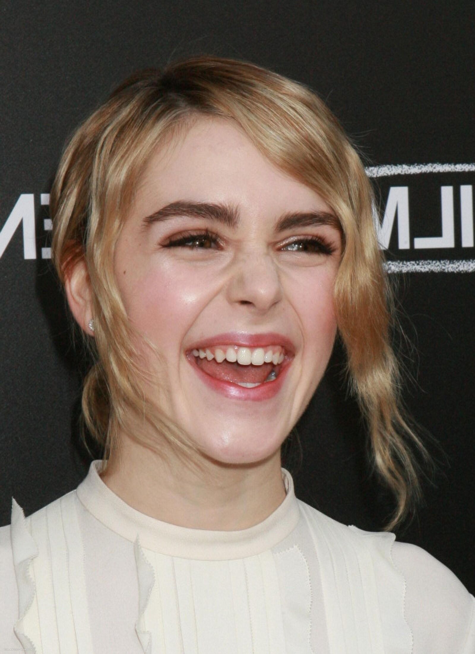 Kiernan Shipka, sem dúvida por que os produtores a contrataram