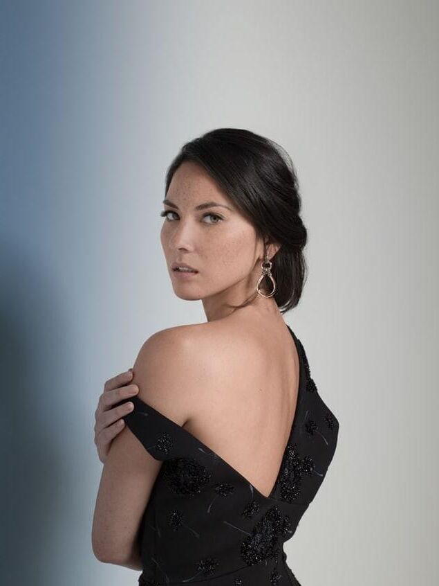 Olivia Munn est une salope qui a besoin d'être utilisée