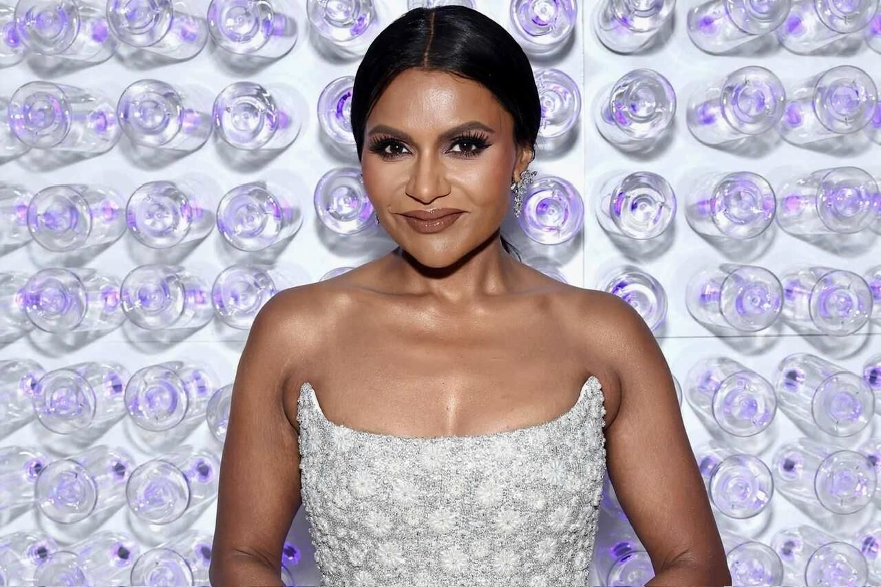 A atriz comediante Mindy Kaling