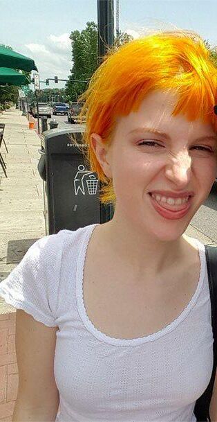 Hayley williams just begging for it 