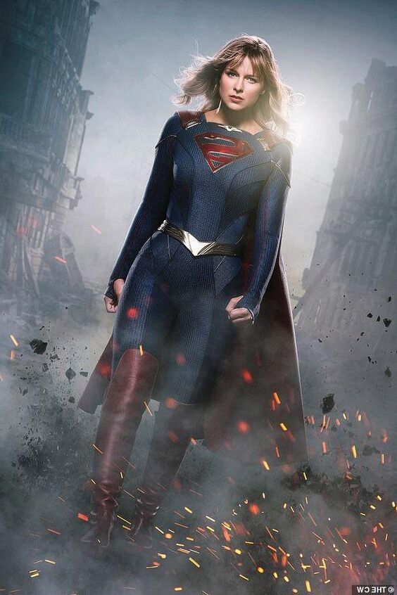 Supergirl varios disfraces