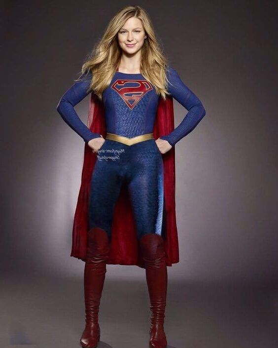 Supergirl varios disfraces