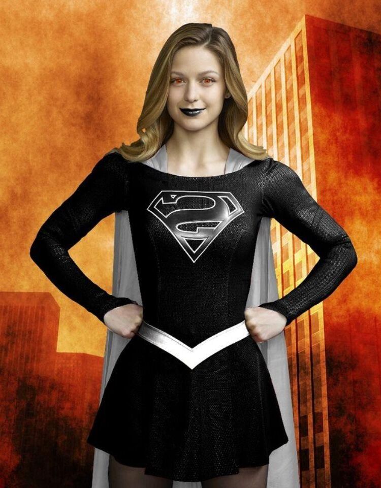 Supergirl varios disfraces