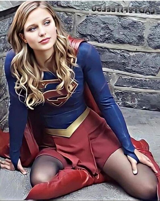 Supergirl varios disfraces