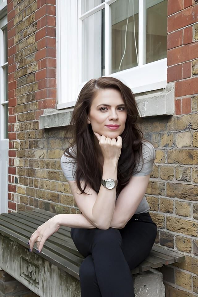 Hayley Atwell Gray Shirt