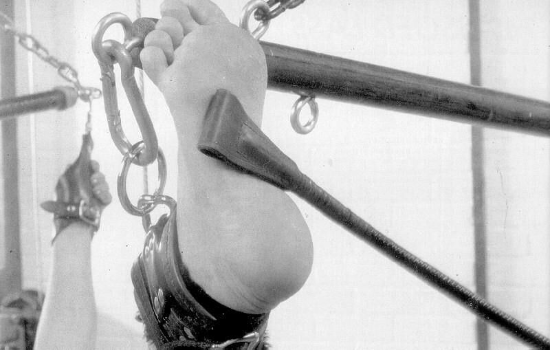 BEBÊS VINTAGE BONDAGE