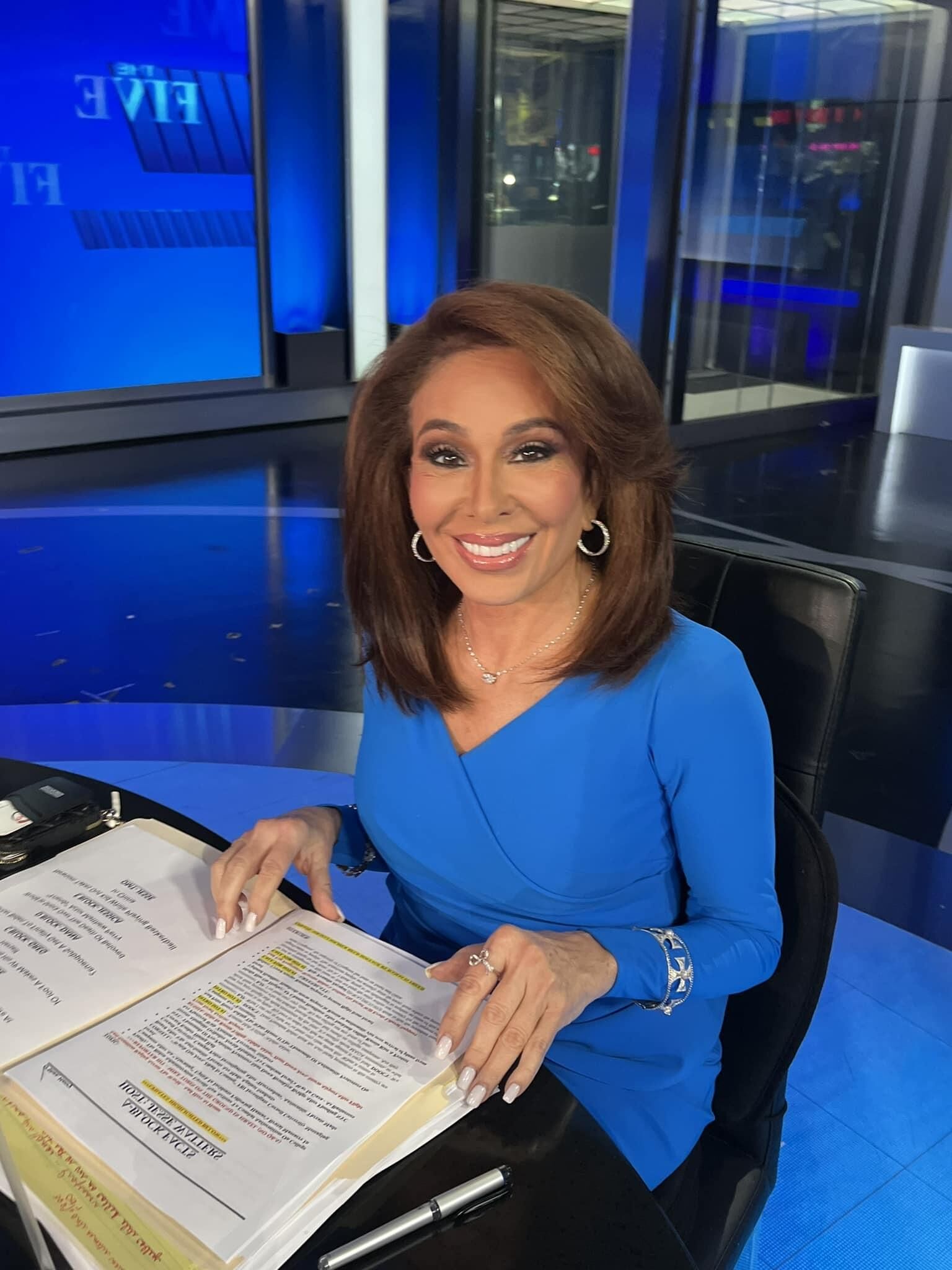 Nails Jeanine Pirro