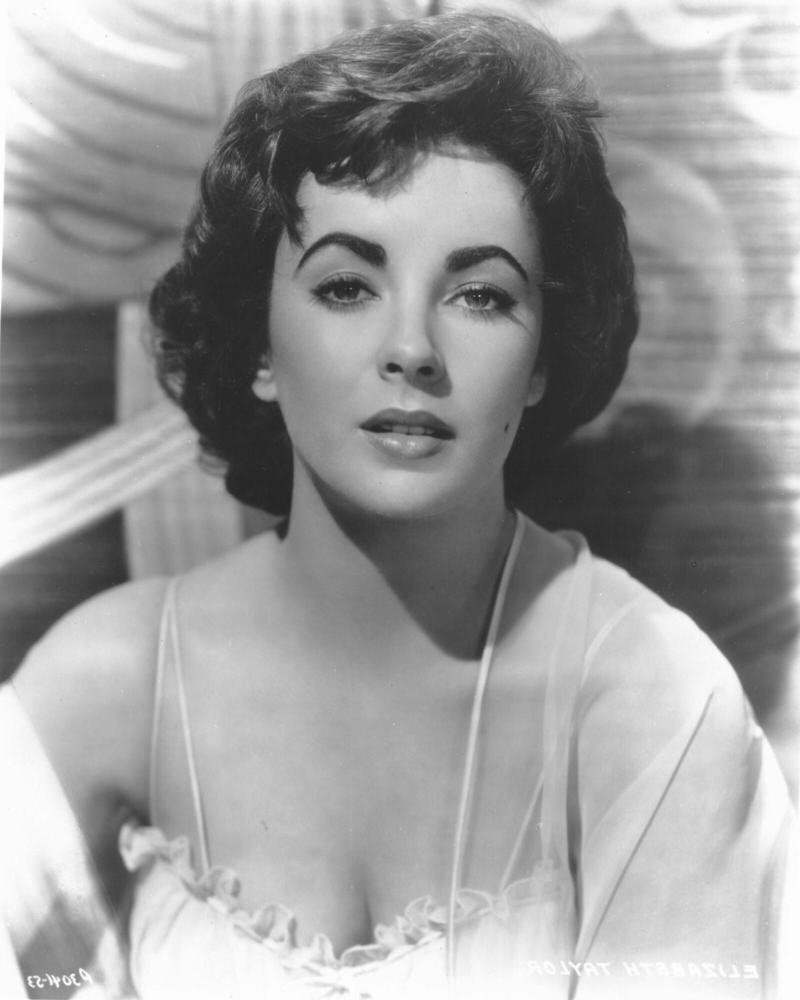 Tits Elizabeth Taylor