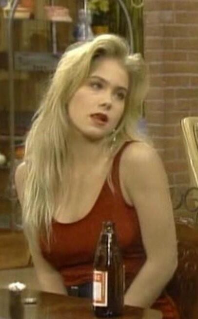 KELLY BUNDY MI AMOR ADOLESCENTE