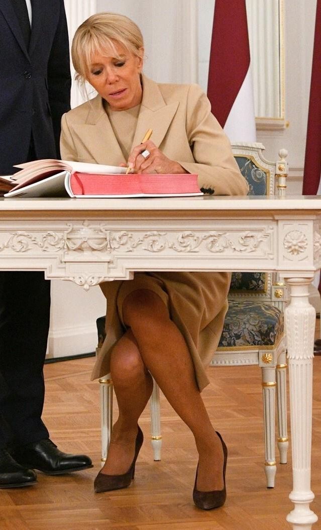 GILF Collants politiques Brigitte Macron (France)