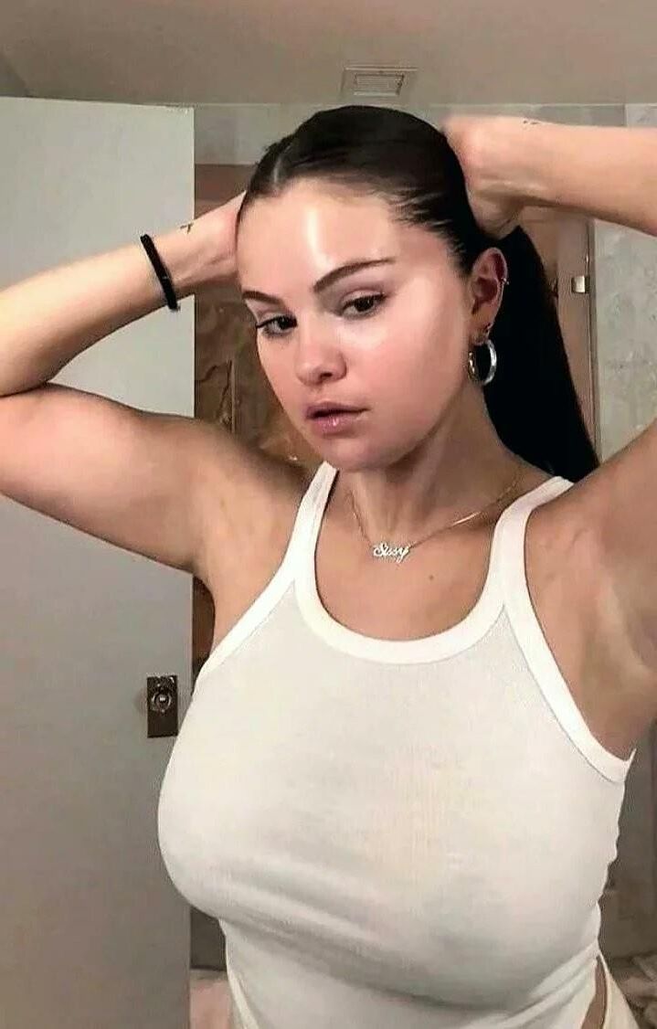 Selena Gomez em forma de gordura