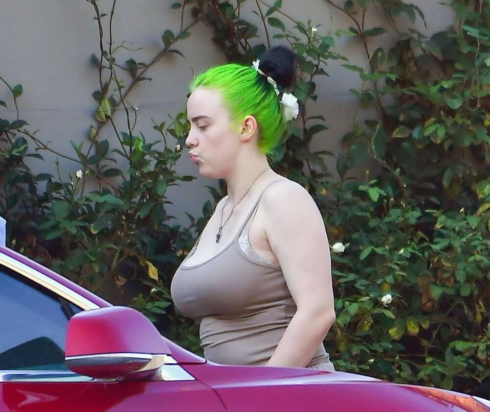 Billie Eilish is hot 