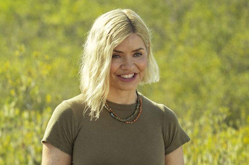 O novo programa da Netflix de Holly Willoughby mostra essa milf sexy ainda não