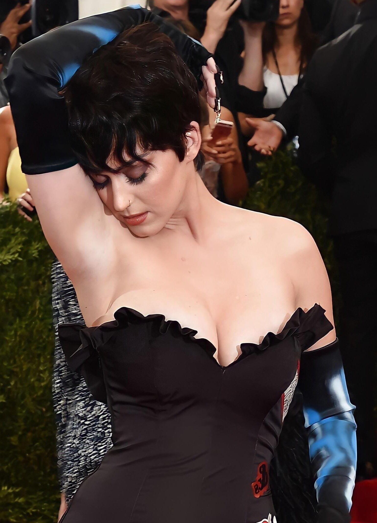 Celebrity Armpits 