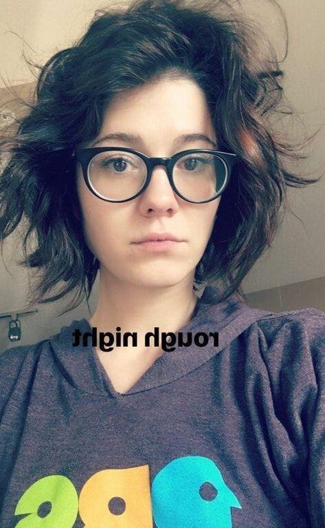 Mary Elizabeth Winstead is hot