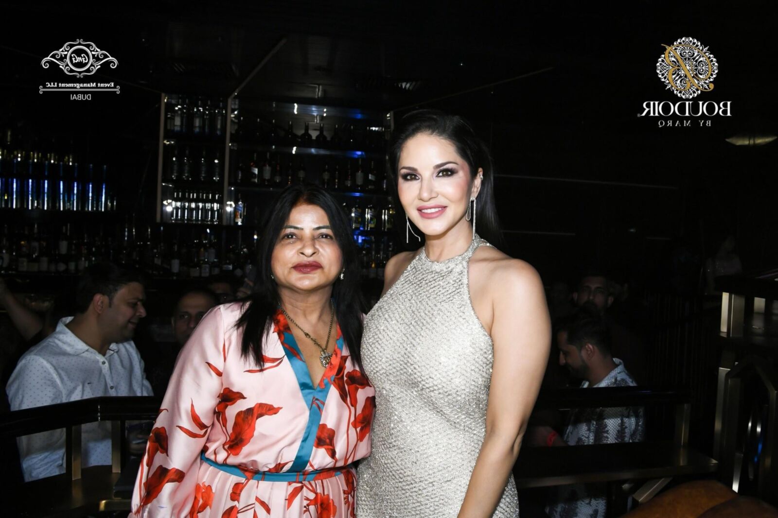 Sunny Leone no Boudoir by Marq em Dubai dezembro