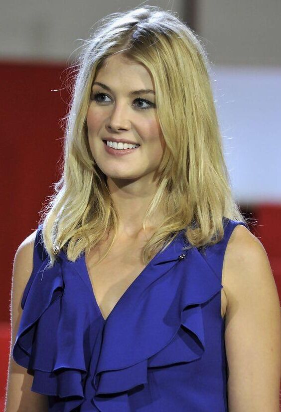 Rosamund Pike 