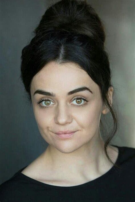 Garotas famosas: Hayley Squires