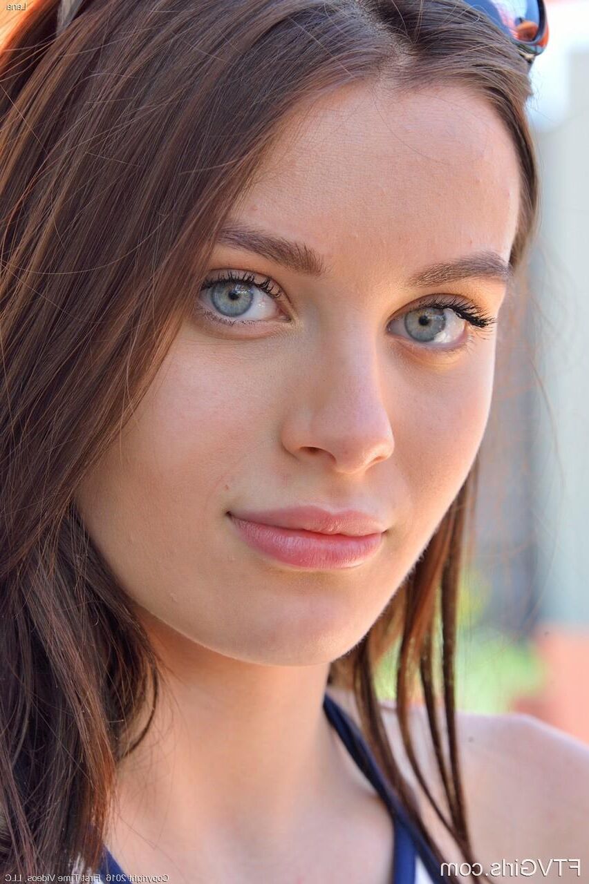 Star du porno : Lana Rhoades