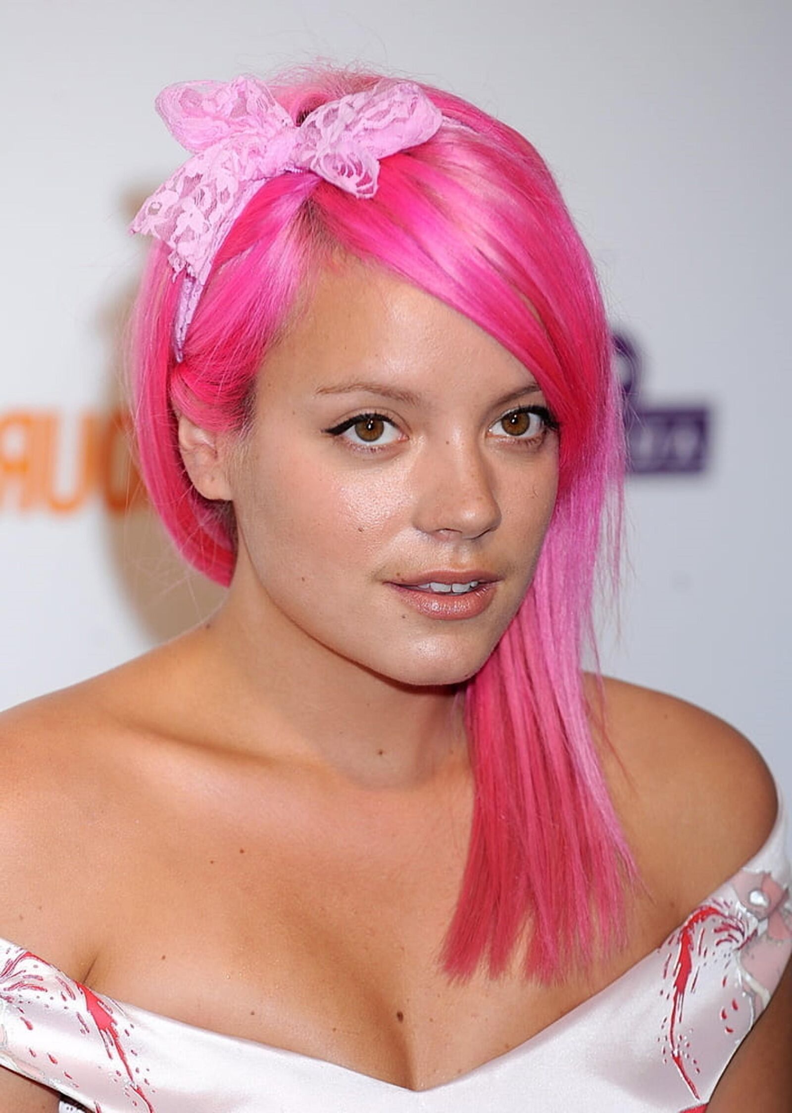 Lilly Allen est une salope coquine !