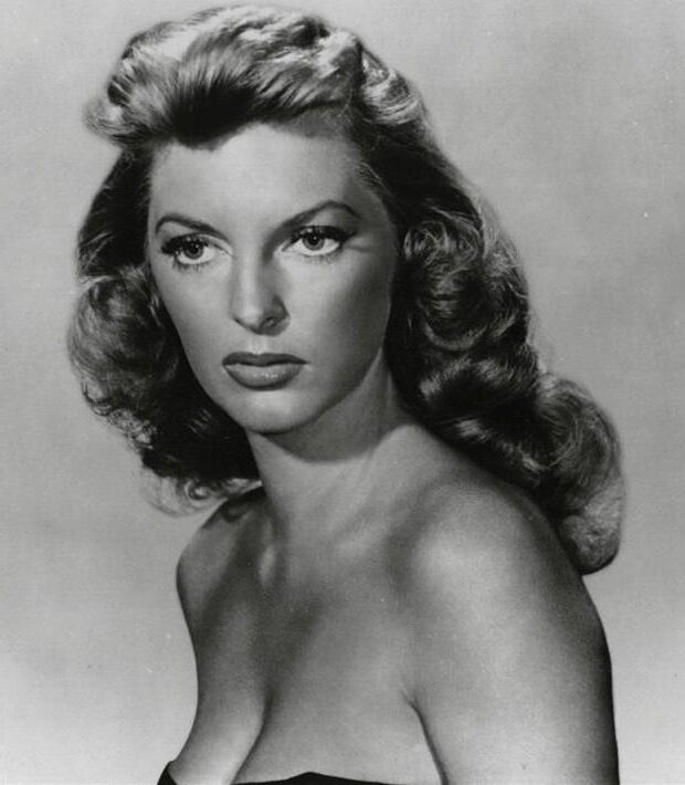 Garotas famosas: Julie London