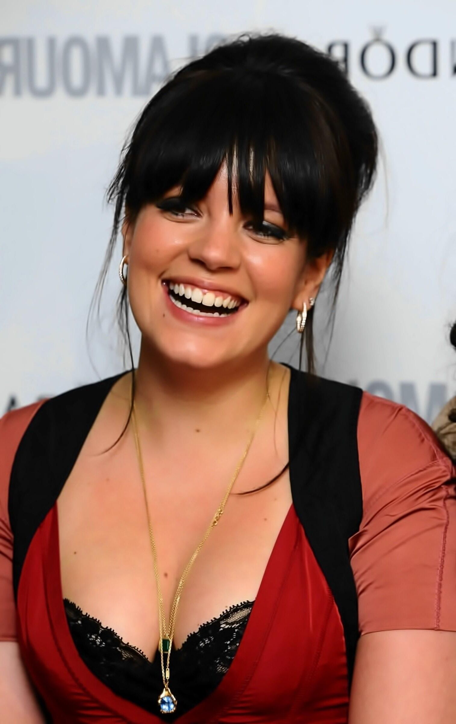 Lilly Allen est une salope coquine !