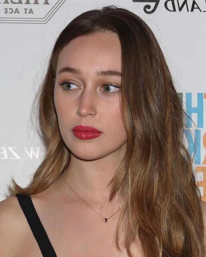 Alycia Debnam Carey é a mulher mais sexy