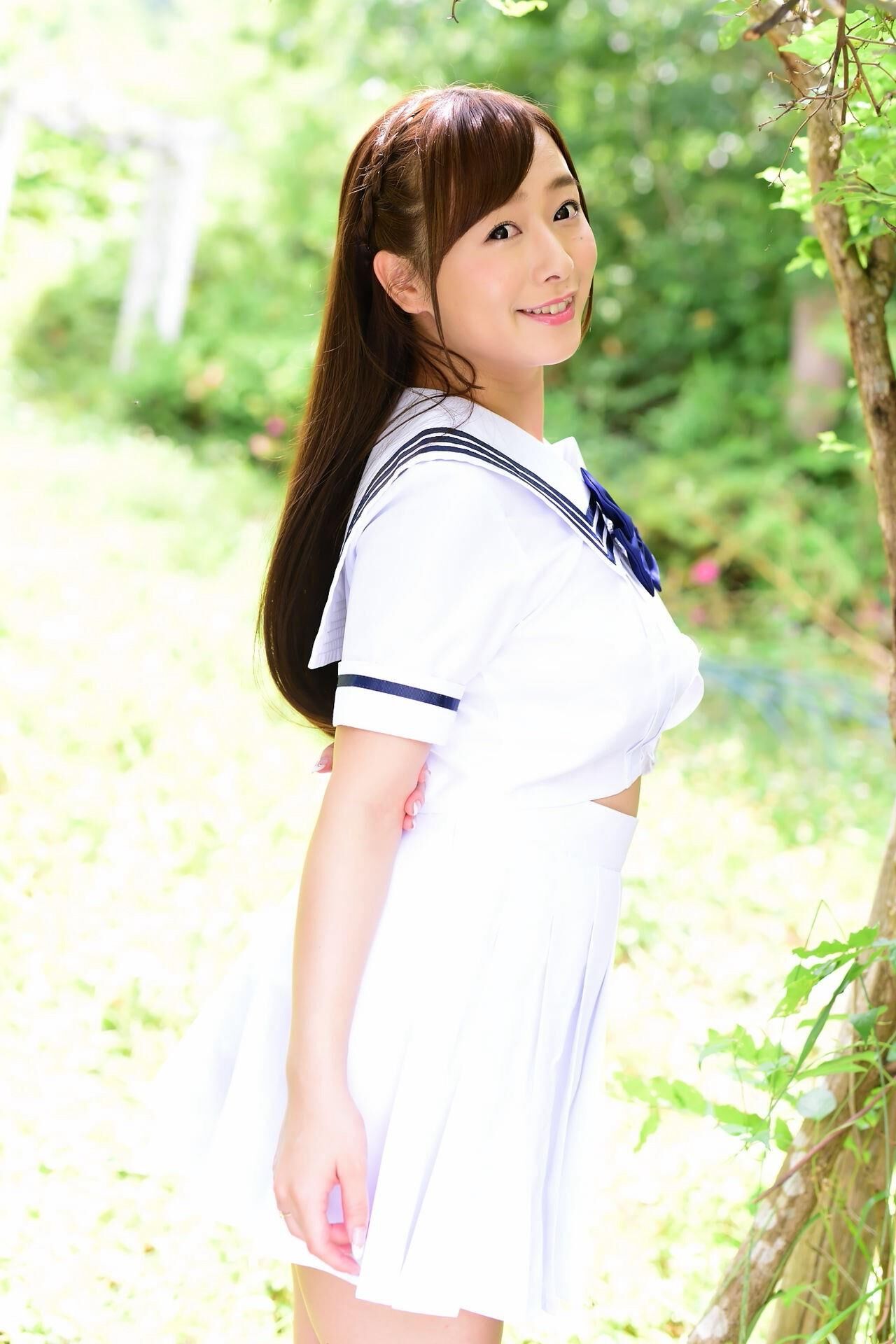 白石茉莉奈 友田彩也香 連番（INTEC）