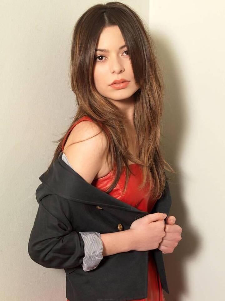 Miranda Cosgrove!!