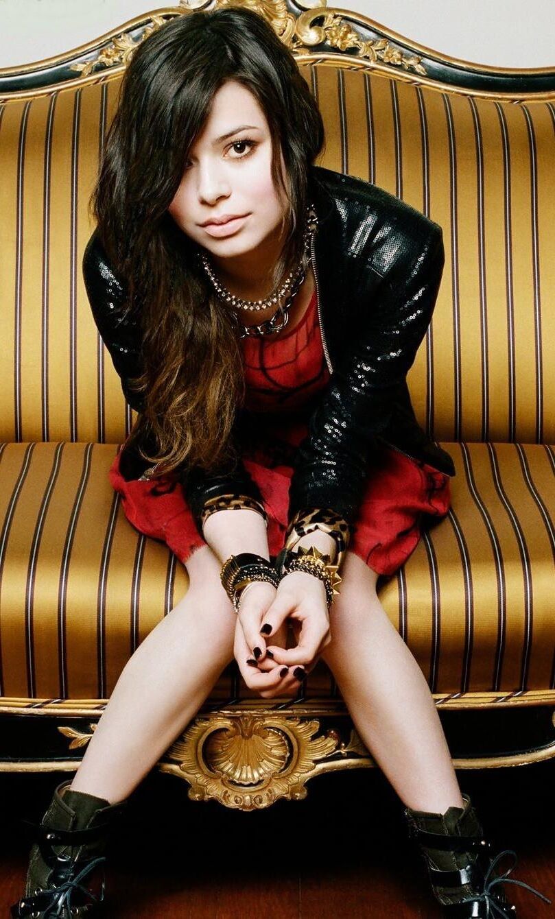 Miranda Cosgrove!!