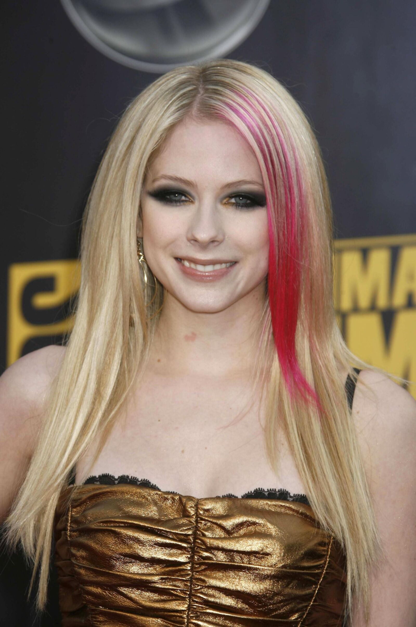 Avril Lavigne prettiest girl ever