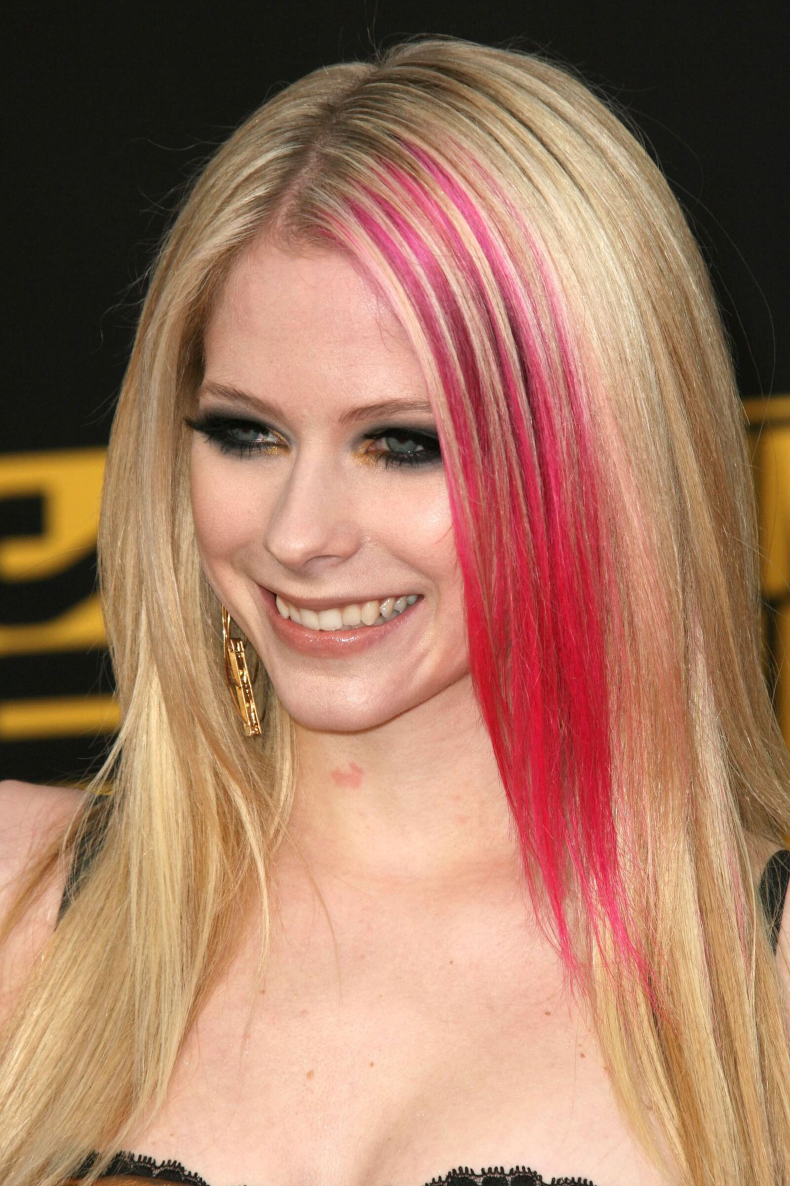 Avril Lavigne prettiest girl ever