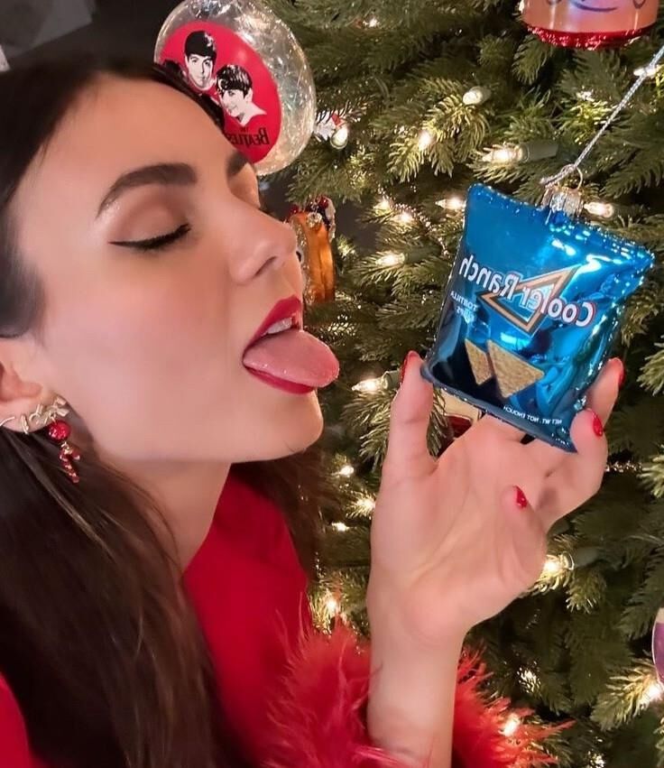 Victoria Justice Weihnachts-Teaser.