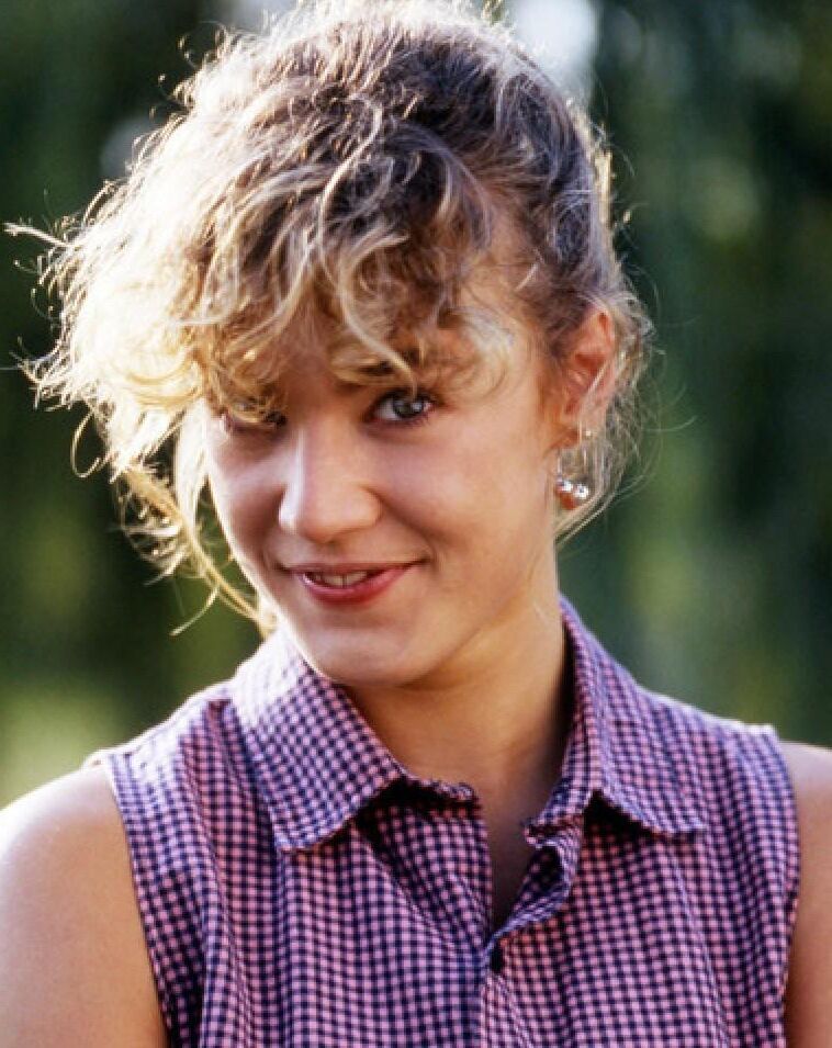 Famous Gals: Emily Lloyd