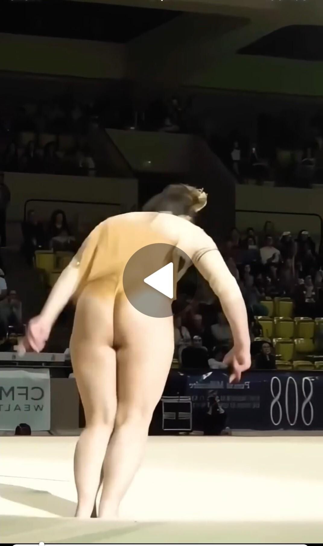 Katelyn Ohashi und ihr wunderschöner großer, fetter Arsch.