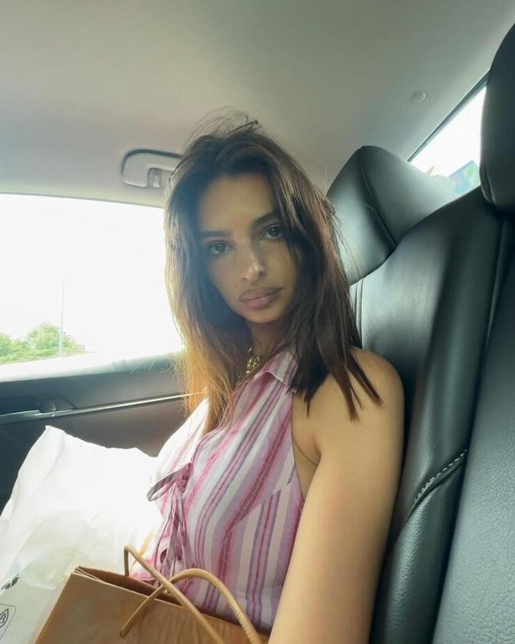 Emily Ratajkowski Hot Mix